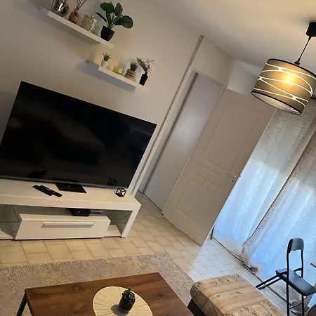 T2 Plein Sud Clim Wifi Terrasse De 16m2 * Montpellier